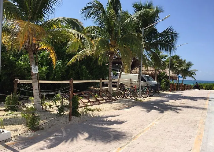 400mts Playa Pensión Playa del Carmen